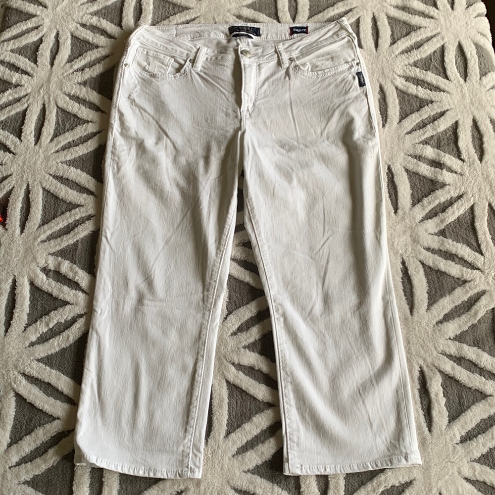 Silver Jeans White Stretch Jean Capris size 24/L 24